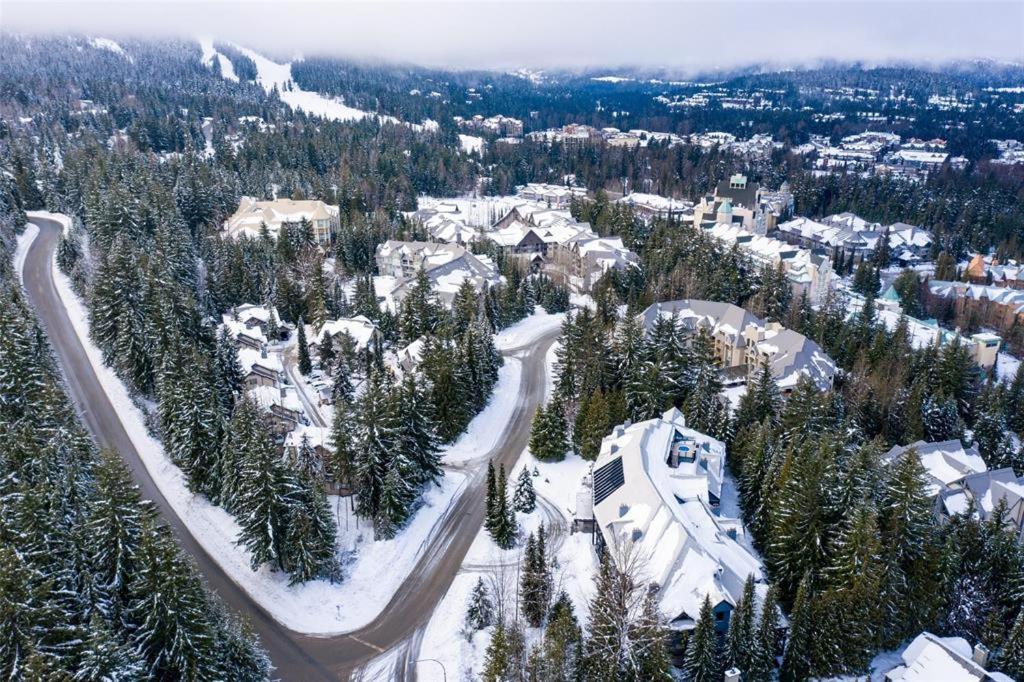 Powderhorn By Whistler Blackcomb Vacation Rentals Экстерьер фото