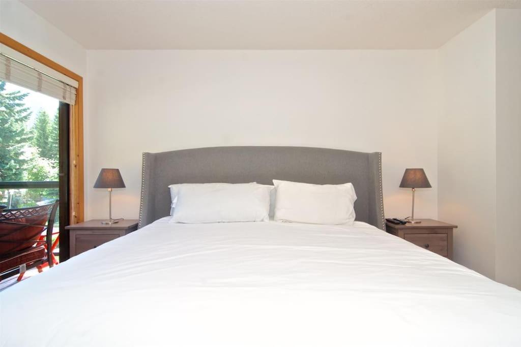 Powderhorn By Whistler Blackcomb Vacation Rentals Экстерьер фото