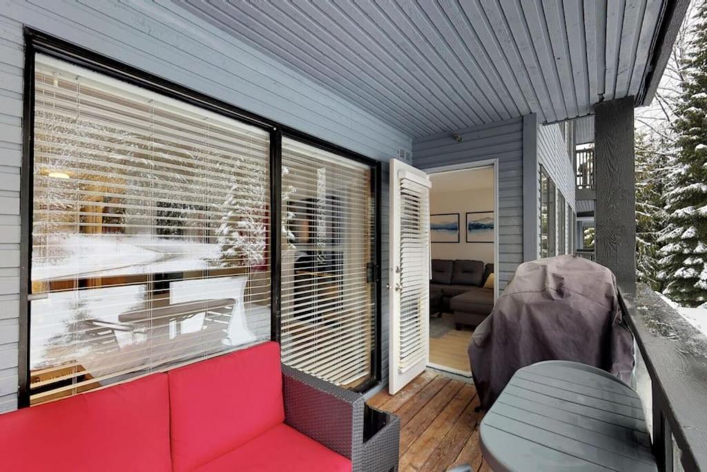Powderhorn By Whistler Blackcomb Vacation Rentals Экстерьер фото
